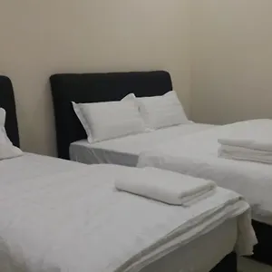 Glg Klia Transit House Homestay