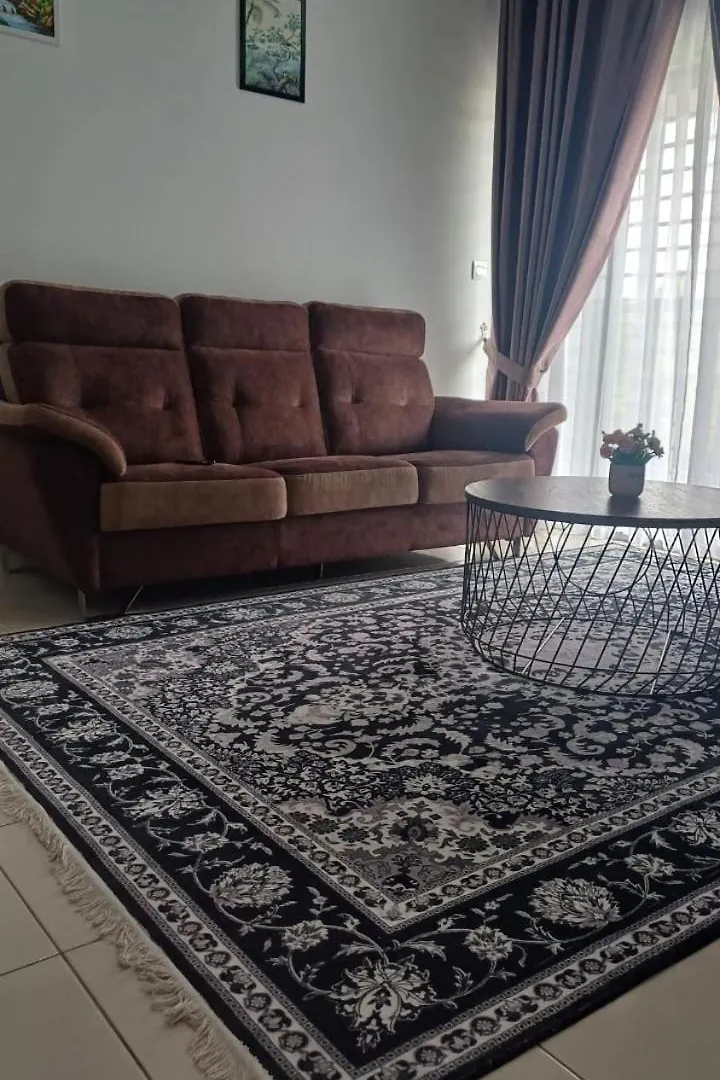 Alanis Suite Klia With Neflix Sepang Apartment